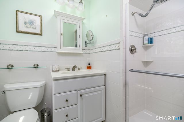 1 Little John Lane, Stamford, CT 06907