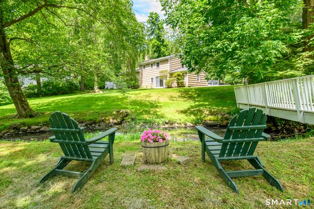 1 Little John Lane, Stamford, CT 06907