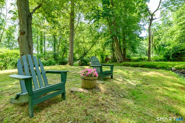 1 Little John Lane, Stamford, CT 06907