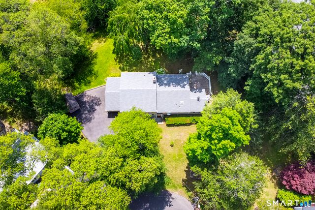 1 Little John Lane, Stamford, CT 06907