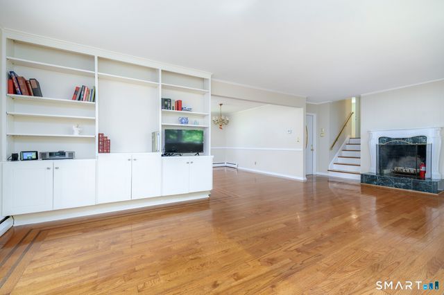 1 Little John Lane, Stamford, CT 06907