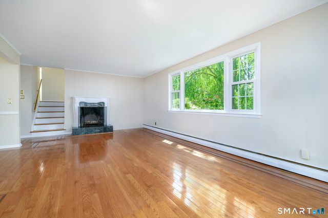 1 Little John Lane, Stamford, CT 06907