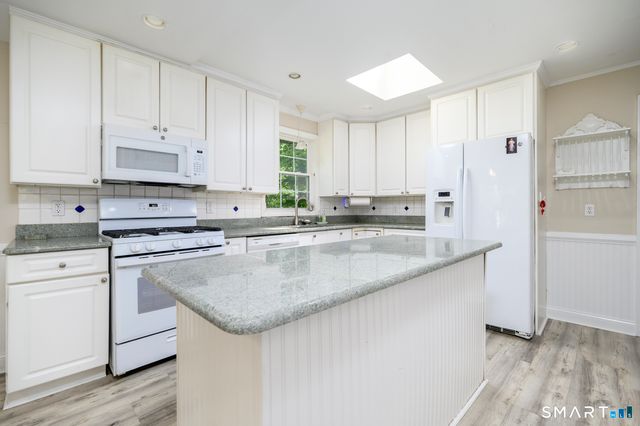1 Little John Lane, Stamford, CT 06907