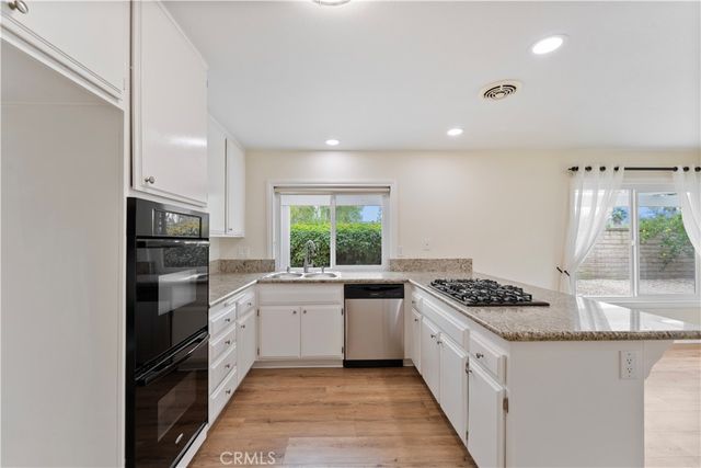 25575 Orchard Rim Lane, Lake Forest, CA 92630