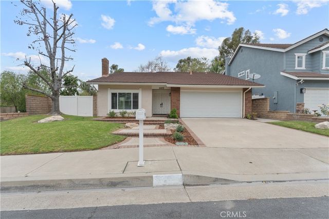 25575 Orchard Rim Lane, Lake Forest, CA 92630