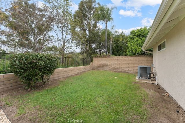 25575 Orchard Rim Lane, Lake Forest, CA 92630