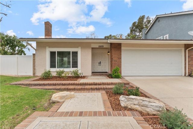 25575 Orchard Rim Lane, Lake Forest, CA 92630