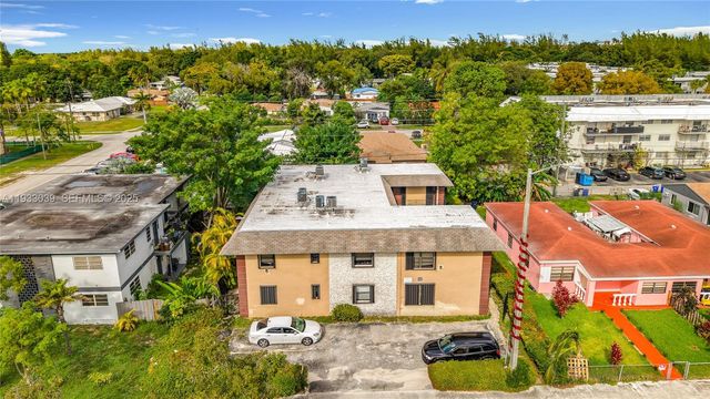 2335 NE 172nd St 4, North Miami Beach, FL 33160