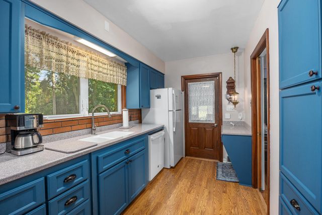 132 Morningside Drive Se, Grand Rapids Twp, MI 49506