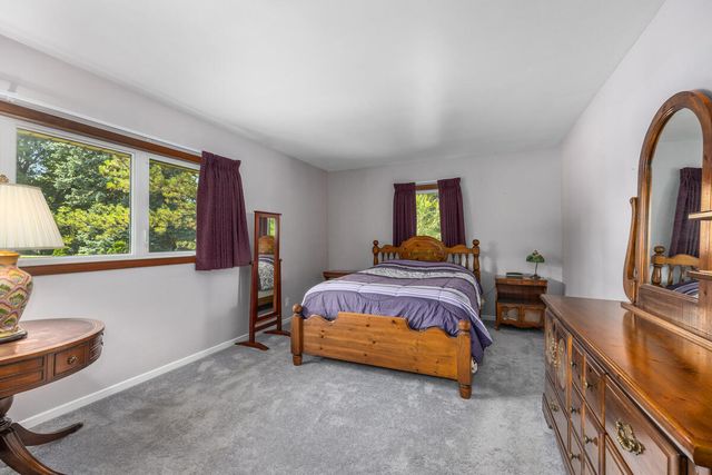 132 Morningside Drive Se, Grand Rapids Twp, MI 49506