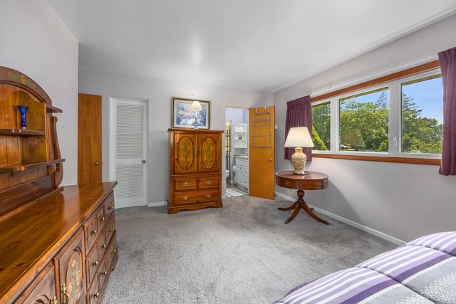 132 Morningside Drive Se, Grand Rapids Twp, MI 49506