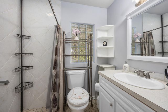 132 Morningside Drive Se, Grand Rapids Twp, MI 49506