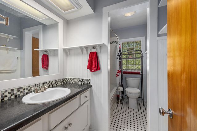 132 Morningside Drive Se, Grand Rapids Twp, MI 49506