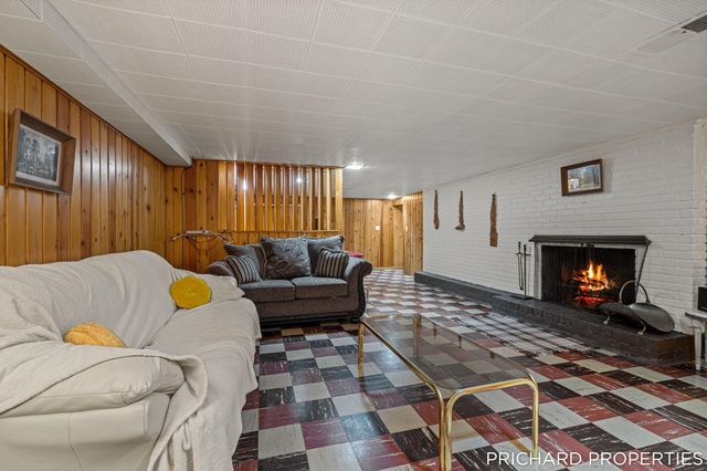 132 Morningside Drive Se, Grand Rapids Twp, MI 49506