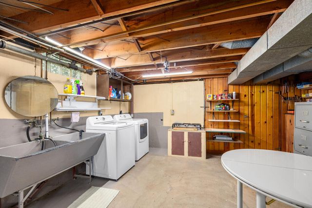 132 Morningside Drive Se, Grand Rapids Twp, MI 49506