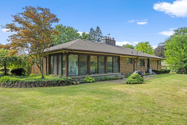 132 Morningside Drive Se, Grand Rapids Twp, MI 49506