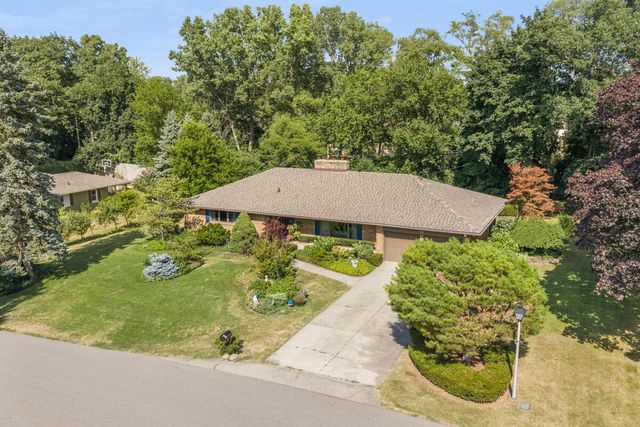 132 Morningside Drive Se, Grand Rapids Twp, MI 49506
