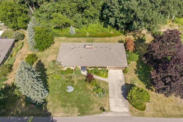 132 Morningside Drive Se, Grand Rapids Twp, MI 49506