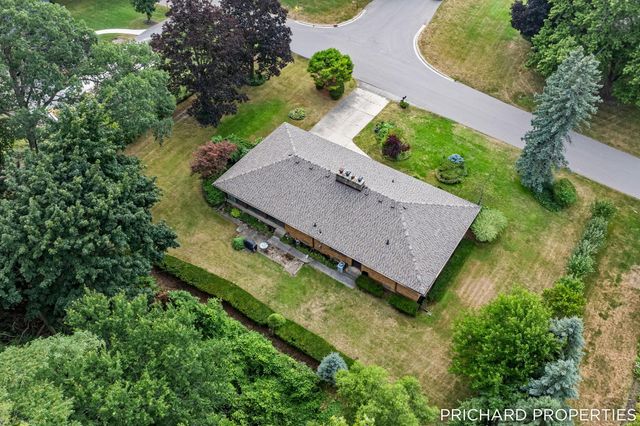 132 Morningside Drive Se, Grand Rapids Twp, MI 49506