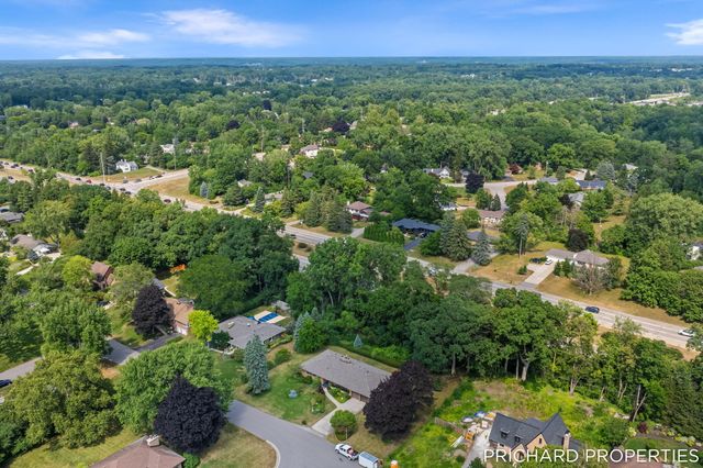 132 Morningside Drive Se, Grand Rapids Twp, MI 49506
