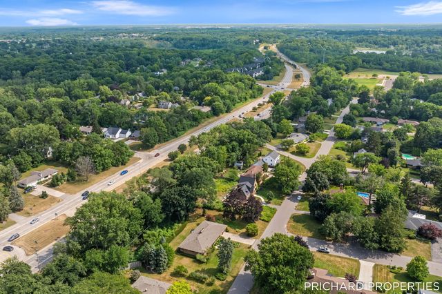 132 Morningside Drive Se, Grand Rapids Twp, MI 49506