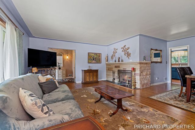 132 Morningside Drive Se, Grand Rapids Twp, MI 49506