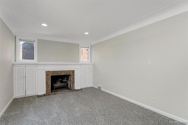19168 Berden, Grosse Pointe, MI 48236