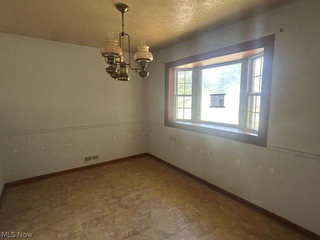 10761 Meadowbrook Drive, Parma Heights, OH 44130