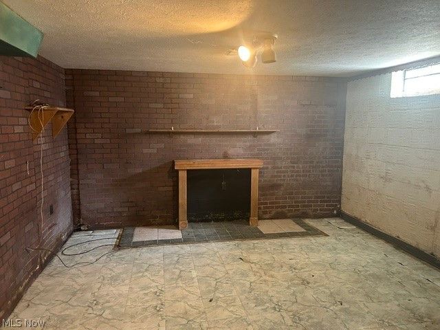 10761 Meadowbrook Drive, Parma Heights, OH 44130