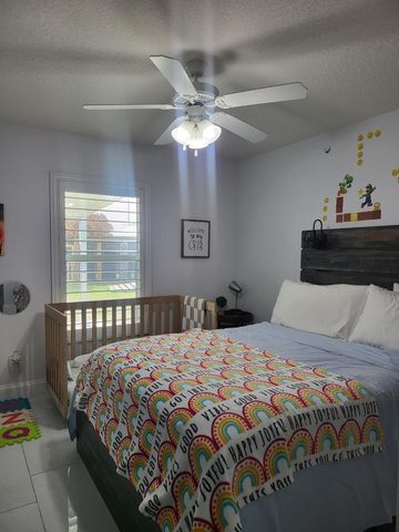 272 SW Crescent Avenue, Port St. Lucie, Port St Lucie, FL 34984