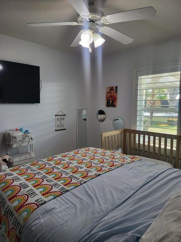 272 SW Crescent Avenue, Port St. Lucie, Port St Lucie, FL 34984