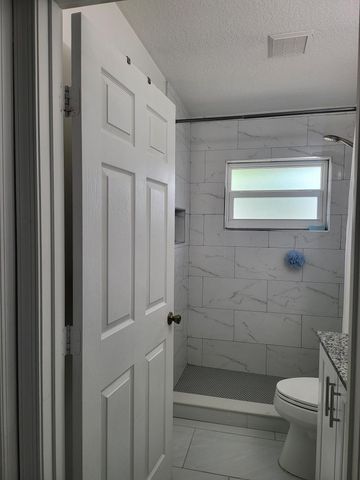 272 SW Crescent Avenue, Port St. Lucie, Port St Lucie, FL 34984