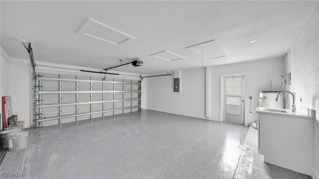 1705 SE 6th TER, Cape Coral, FL 33990