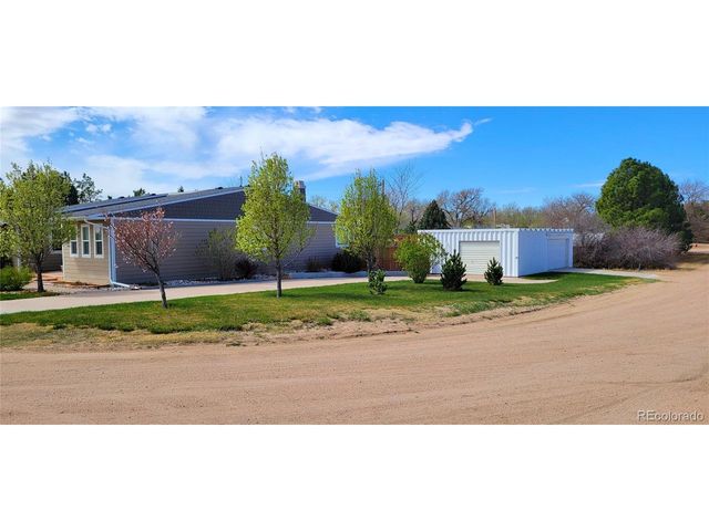 323 Fairview St, Otis, CO 80743