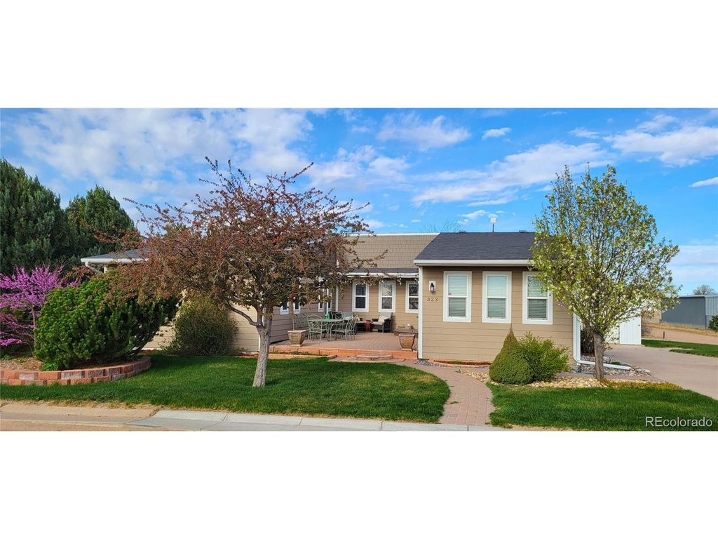 323 Fairview St, Otis, CO 80743