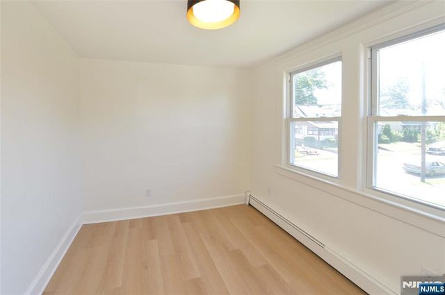 244 Van Winkle Avenue 2, Hawthorne, NJ 07506