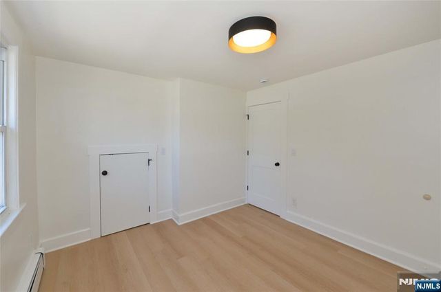 244 Van Winkle Avenue 2, Hawthorne, NJ 07506
