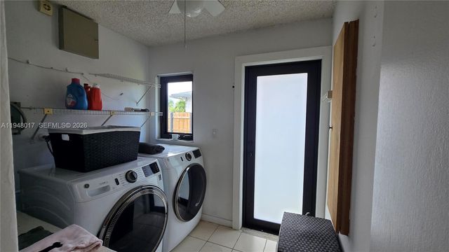 16653 Golfview Dr, Weston, FL 33326