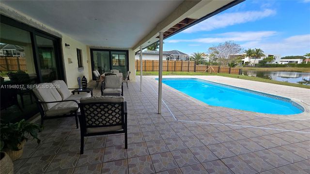 16653 Golfview Dr, Weston, FL 33326