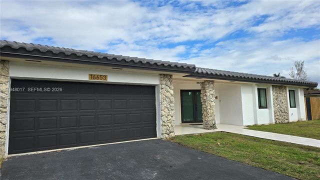 16653 Golfview Dr, Weston, FL 33326