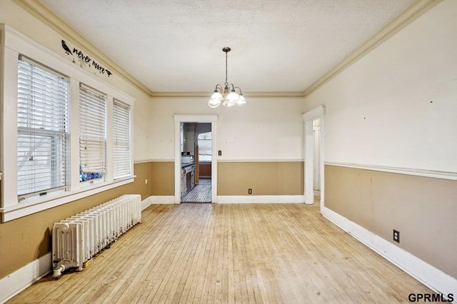 1529 Grant Street, Omaha, NE 68110