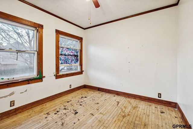 1529 Grant Street, Omaha, NE 68110