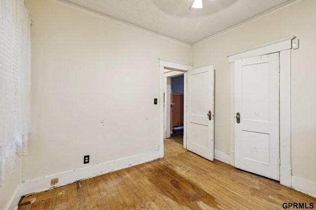 1529 Grant Street, Omaha, NE 68110