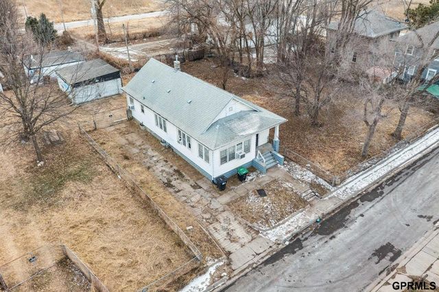 1529 Grant Street, Omaha, NE 68110