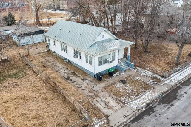 1529 Grant Street, Omaha, NE 68110