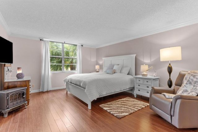 6300 NW 2nd Avenue 201, Boca Raton, FL 33487