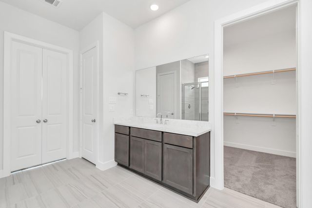 21118 Chelton Beach Drive, Cypress, TX 77433