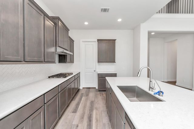 21118 Chelton Beach Drive, Cypress, TX 77433