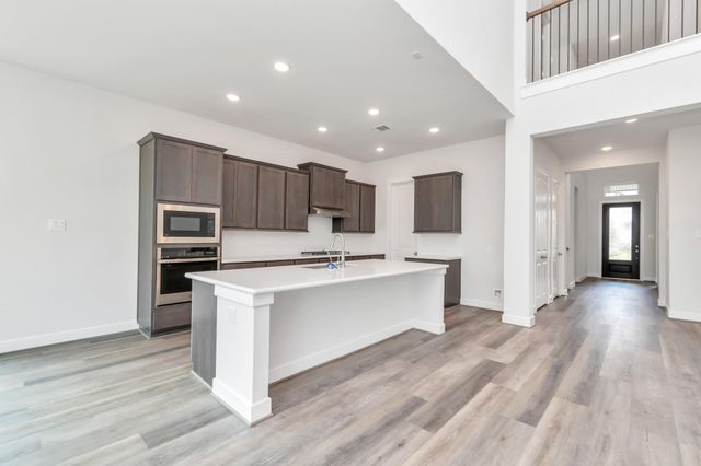 21118 Chelton Beach Drive, Cypress, TX 77433