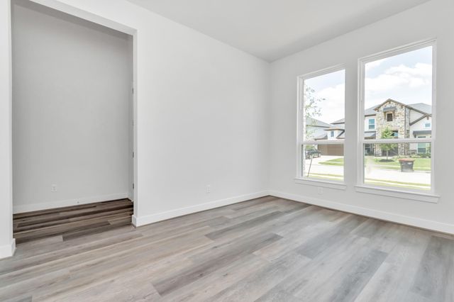 21118 Chelton Beach Drive, Cypress, TX 77433